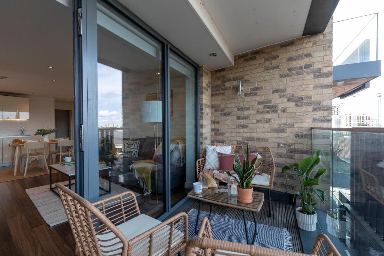 Modern Luxe Apt Just 10 Mins From Tower Bridge! Easy Access To Tube And Bus Londýn Exteriér fotografie