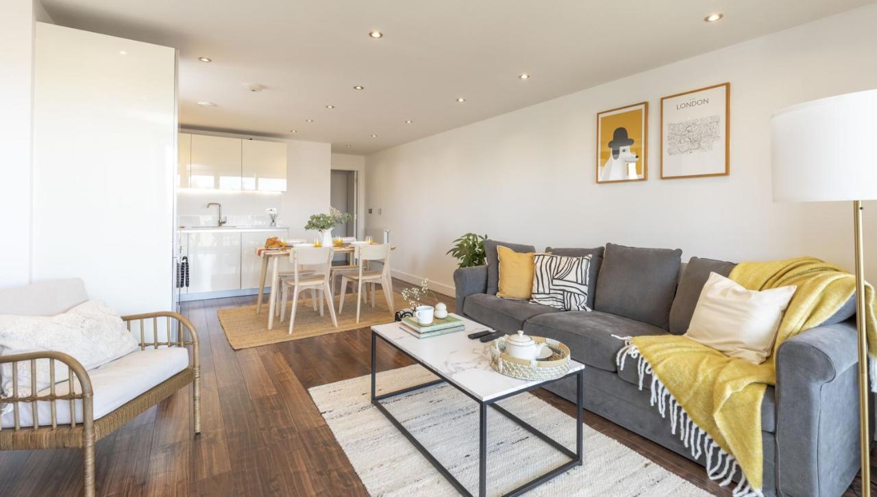 Modern Luxe Apt Just 10 Mins From Tower Bridge! Easy Access To Tube And Bus Londýn Exteriér fotografie