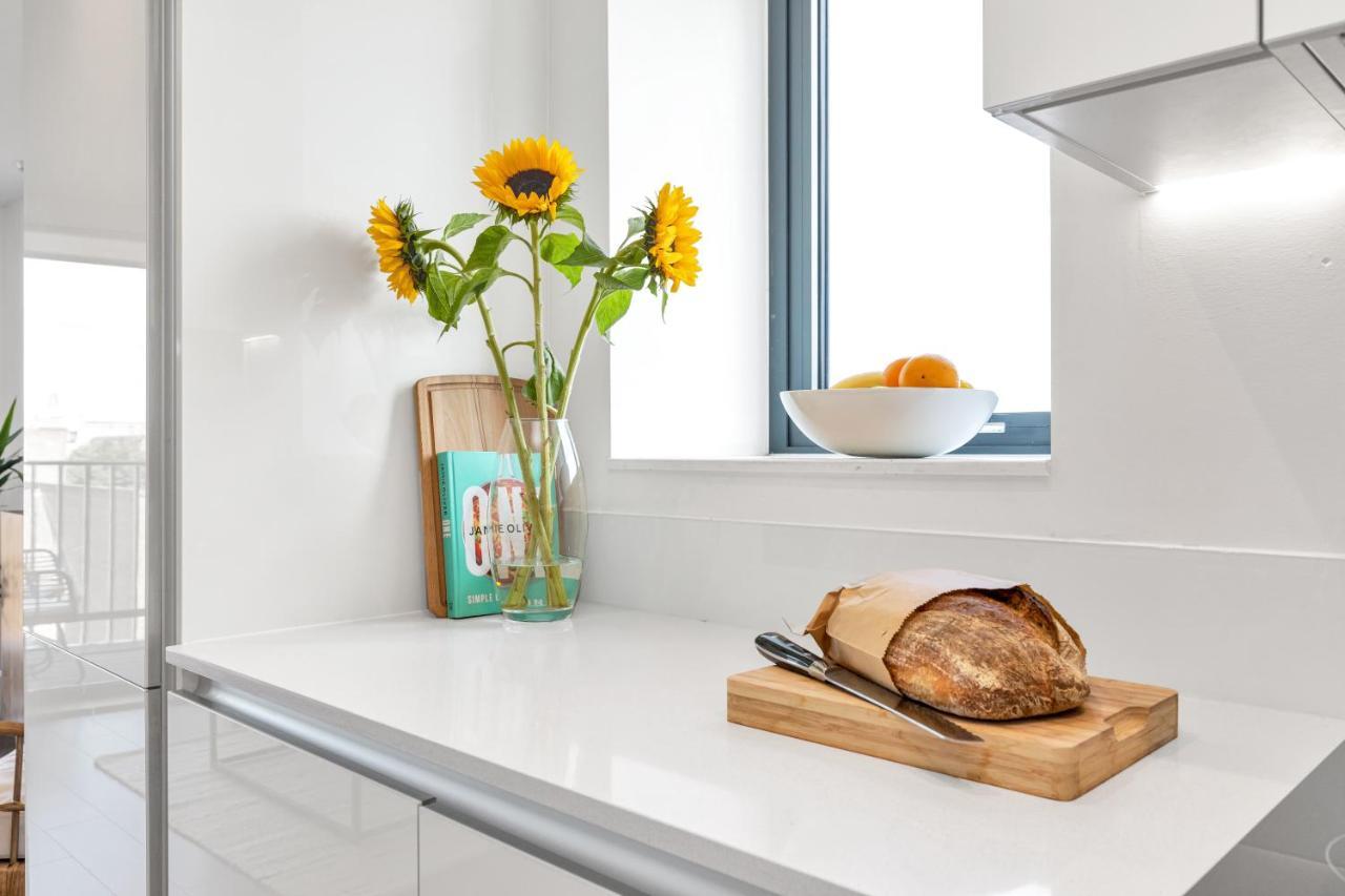 Modern Luxe Apt Just 10 Mins From Tower Bridge! Easy Access To Tube And Bus Londýn Exteriér fotografie